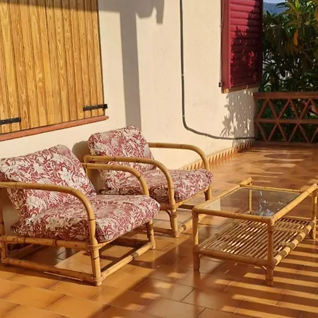 Chalet Entre Parques Naturales Vallgorguina